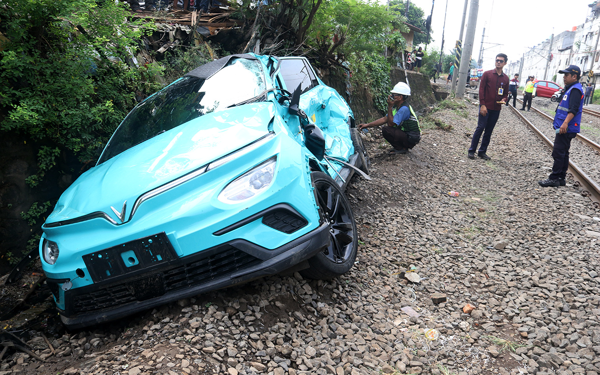 Polri Ungkap Kelalaian Sopir Taksi di Perlintasan KRL Bekasi