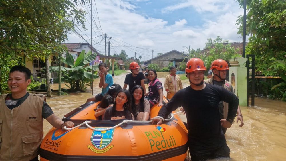 Hujan Deras Rendam 47 RT di Kota Jambi, 3 Sekolah Ikut Tergenang