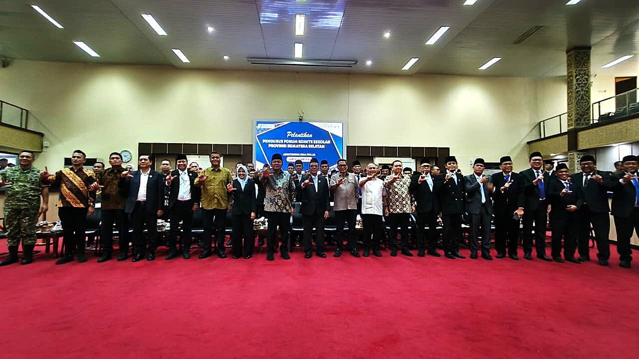 Gubernur Sumsel Kukuhkan FKS4 Guna Kawal Program Pendidikan Berkeadilan