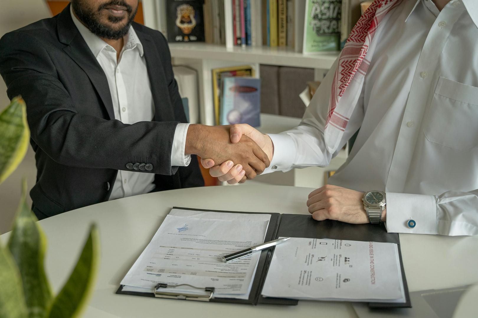 Coinbase Dukung RUU CLARITY Act AS Terkait Aturan Bunga Stablecoin