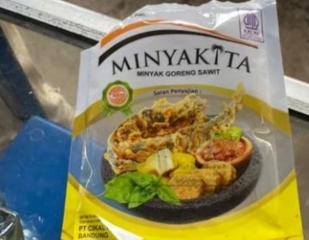 Polda Bengkulu Bongkar Praktik Minyak Goreng Curah Berlabel MinyaKita Ilegal