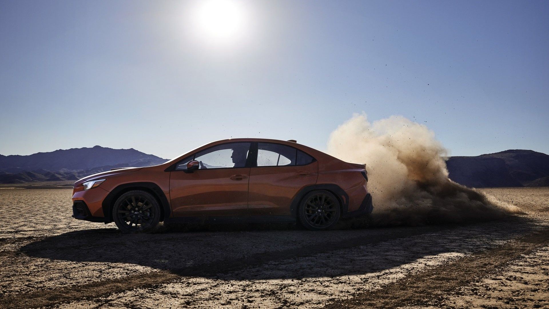 Lexus IS 500 F Sport Performance Tantang Dominasi Sedan Sport Jerman