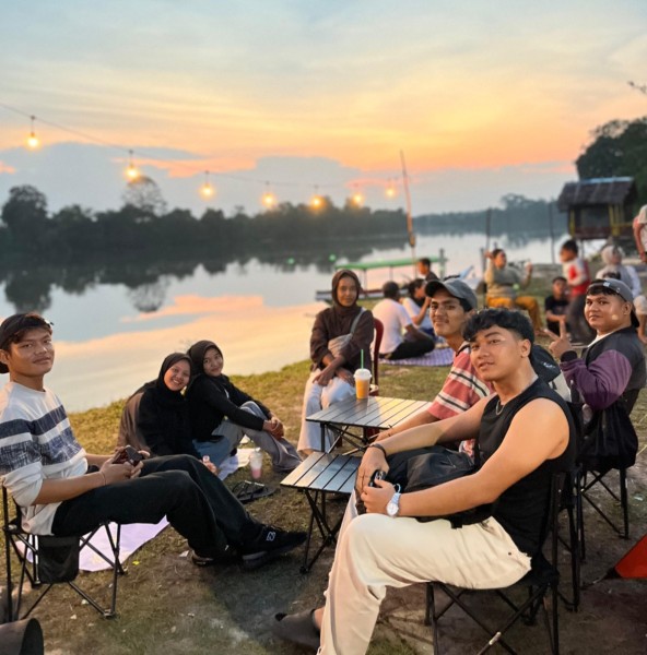 PLN Tenayan Bangun Ekonomi Okura Lewat Restorasi Mangrove dan Wisata