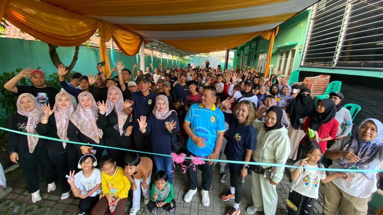 TBM Kolong Gelar Fun Walk di Ciputat, Libatkan 250 Warga Tangsel