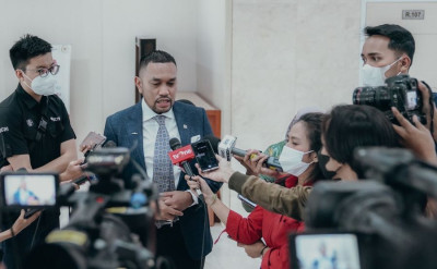 Sahroni Desak Polda Sulsel Tertibkan Parkir Kontainer Liar di Makassar