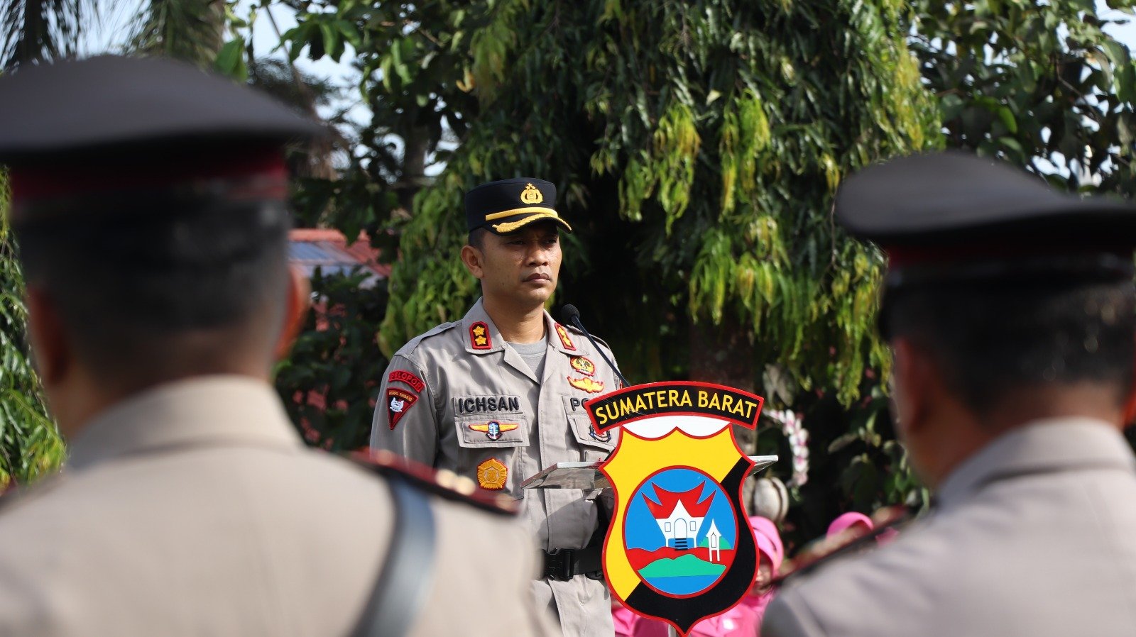 Polres Tanah Datar Mutasi 11 Pejabat Utama dan Kapolsek Jajaran