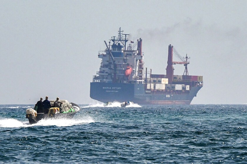 Amerika Serikat Luncurkan Project Freedom Evakuasi 1.000 Kapal di Selat Hormuz