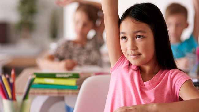 10 Ciri Anak Berbakat yang Menandakan Si Kecil Calon Juara