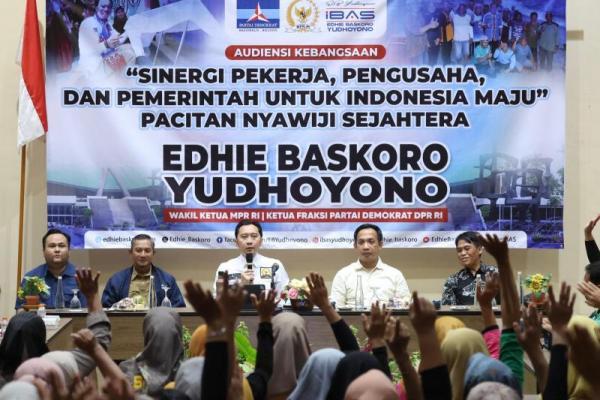 Waka MPR Ibas Tekankan Jaminan Kesejahteraan Pekerja dan Kenaikan UMK Pacitan 2026