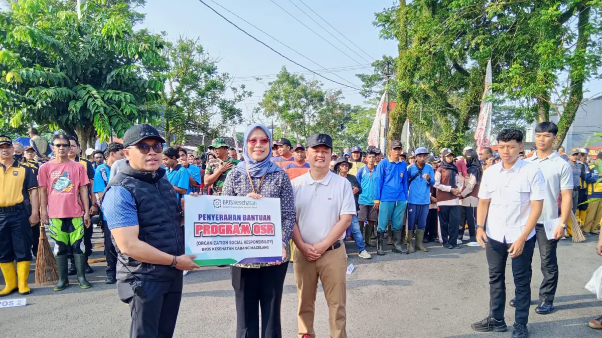 BPJS Kesehatan Magelang Dukung Merti Kali dengan 3.000 Benih Ikan