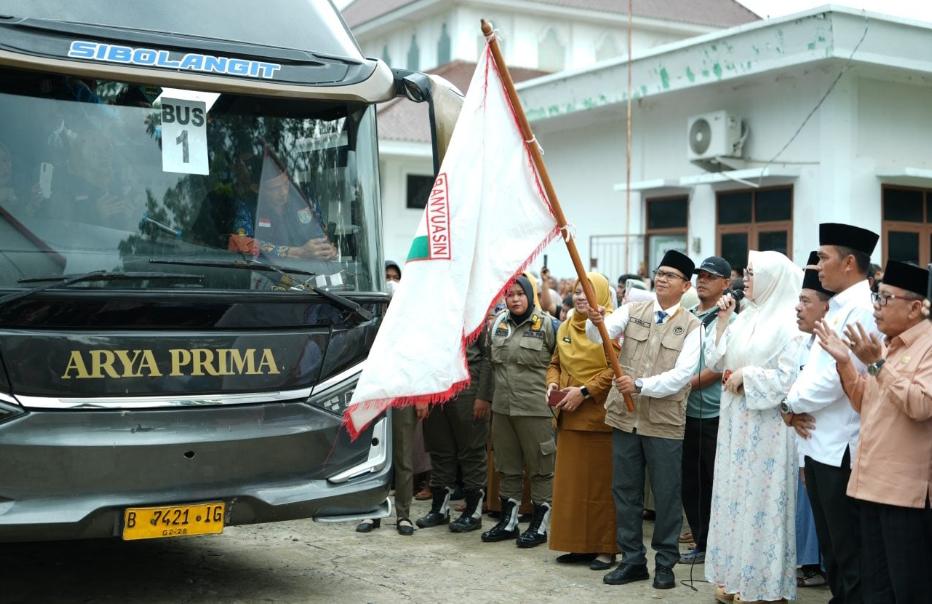 Wabup Banyuasin Lepas 175 Calon Jamaah Haji Kloter 10 Sumsel