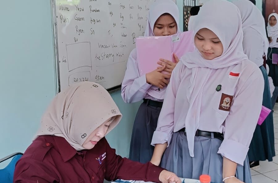 Gubernur Dedi Mulyadi Wajibkan Sekolah di Jabar Steril Mulai 2026