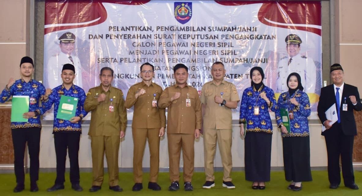 Bupati Tegal Lantik 293 PNS Baru, Tekankan Pelayanan Publik 3S