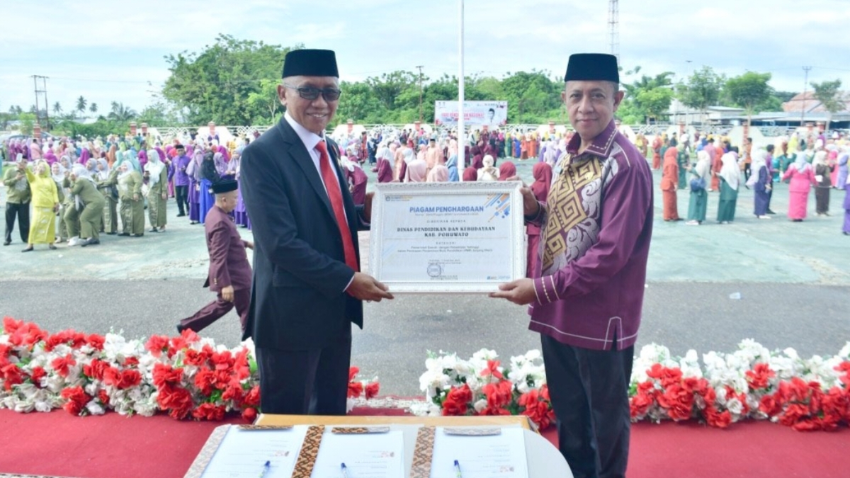 Disdikbud Pohuwato Raih Penghargaan Mutu Pendidikan Tertinggi Kemendikdasmen