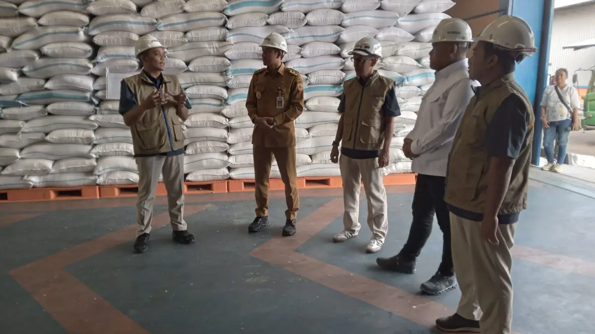 DPR RI Tinjau Gudang Bulog Sukoharjo, Stok Beras Solo Raya Melimpah