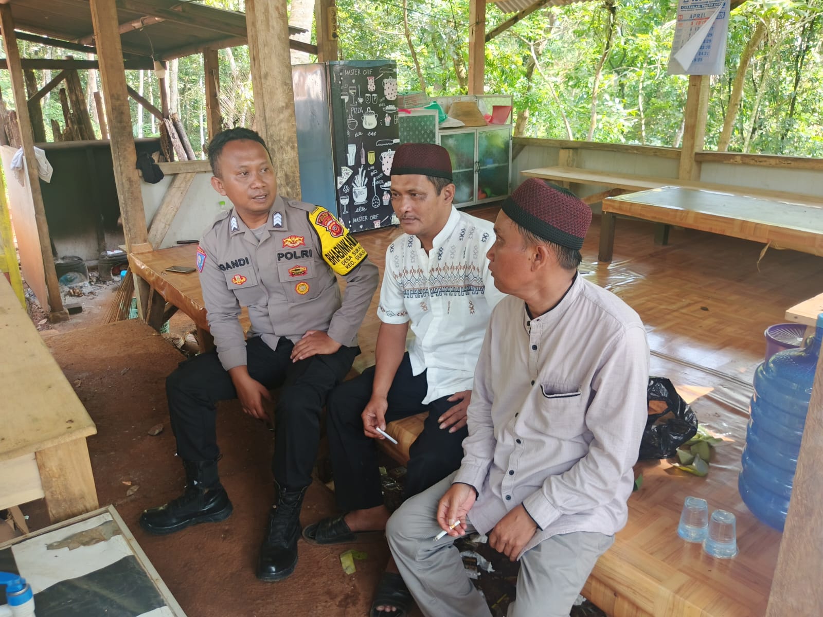 Polsek Sukadana Ciamis Ajak Warga Desa Waspada Tindak Pidana Perdagangan Orang