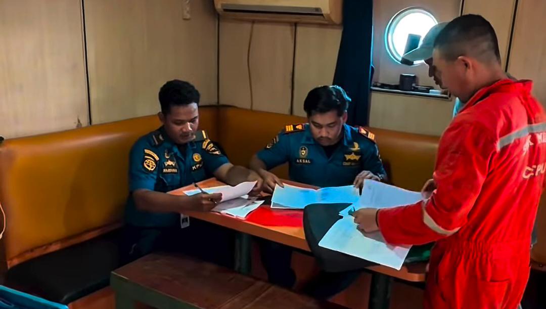 UPP Molawe Kerahkan KN.P 5258 Amankan Perairan Sulawesi Tenggara