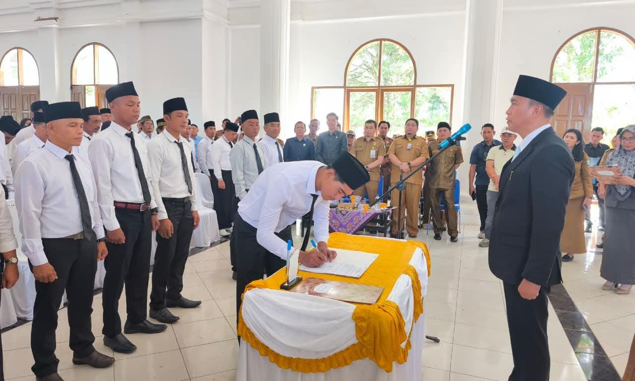 Bupati Kepahiang Lantik 333 Anggota BPD, Minta Perketat Pengawasan Dana Desa