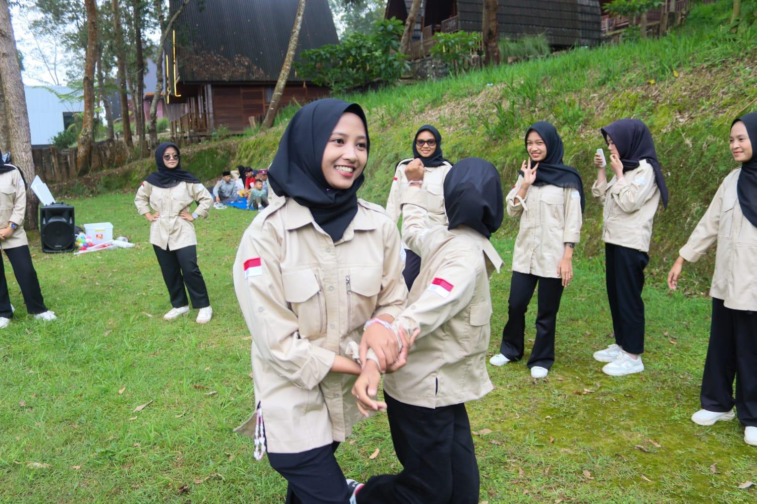 Puluhan Remaja Masjid Jami Wonosobo Ikuti Pelatihan Kepemimpinan di Dieng