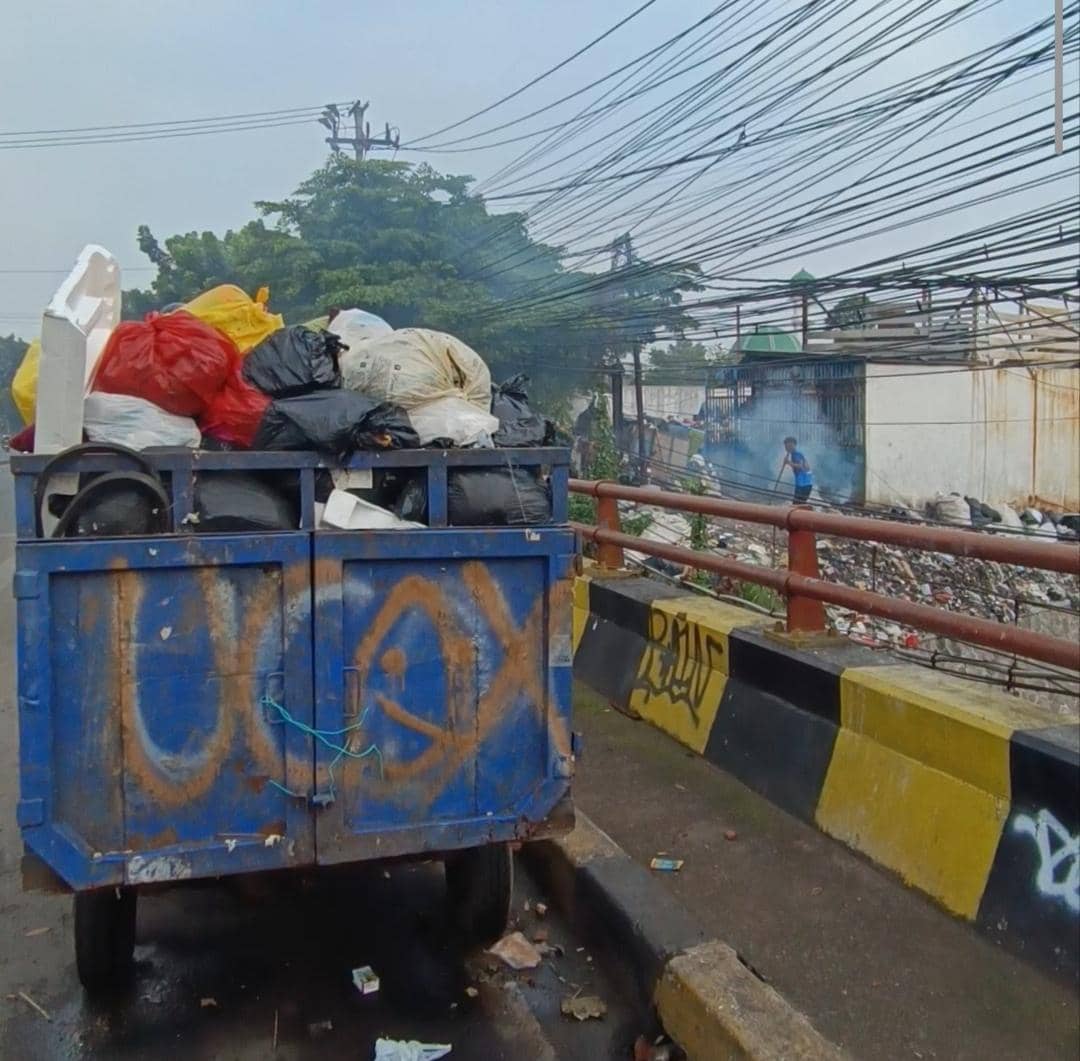 Bandung Darurat Sampah, Pemkot Larang Buang ke TPA Sarimukti Sementara
