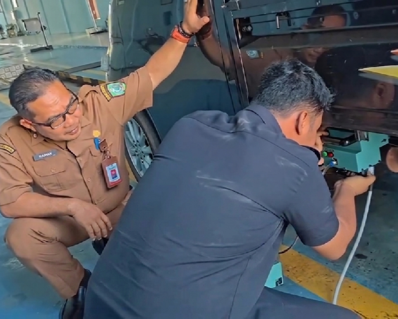 Dishub Kotim Gunakan Alat Ketok Chasis Otomatis Pertama di Kalteng