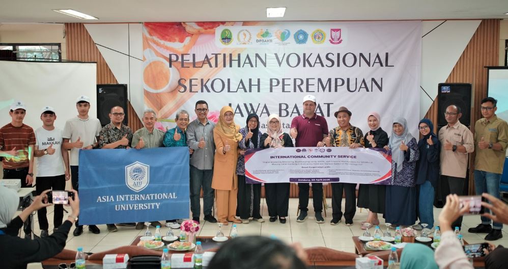 UM Bandung Gandeng Kampus Asing Berdayakan UMKM Perempuan di Jawa Barat