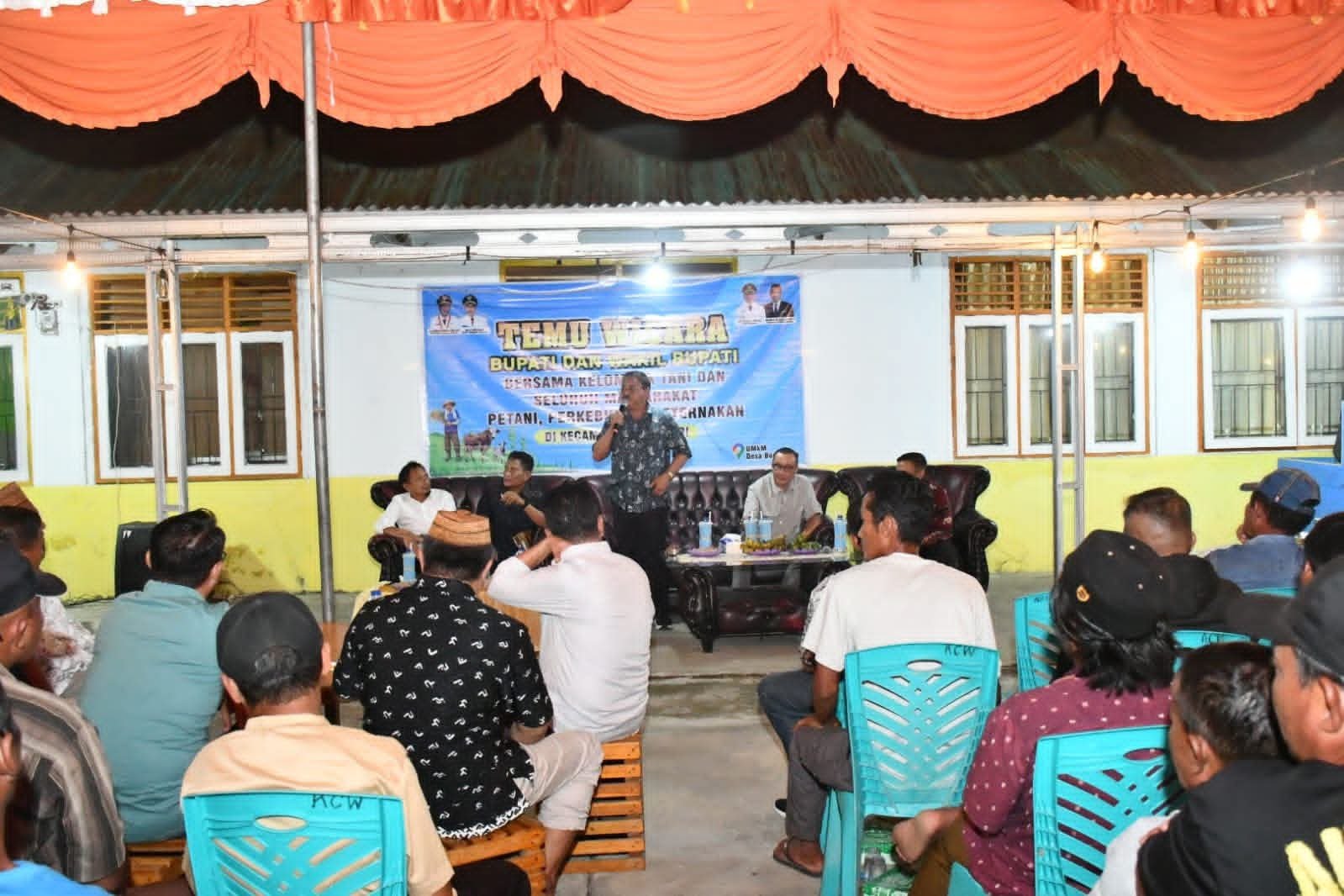 Pemkab Boalemo Salurkan Bibit Durian hingga Sawit untuk Petani Wonosari