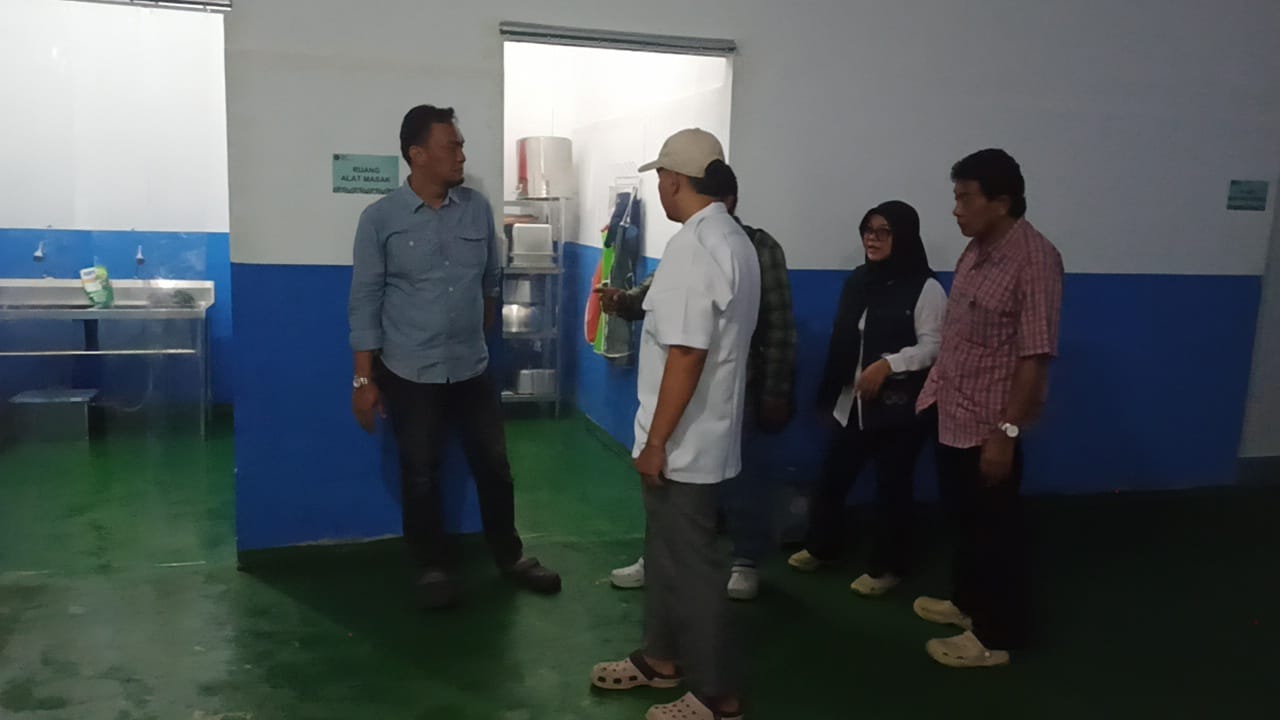 DPRD Batang Temukan Banyak Lalat di Dapur Program Makan Bergizi