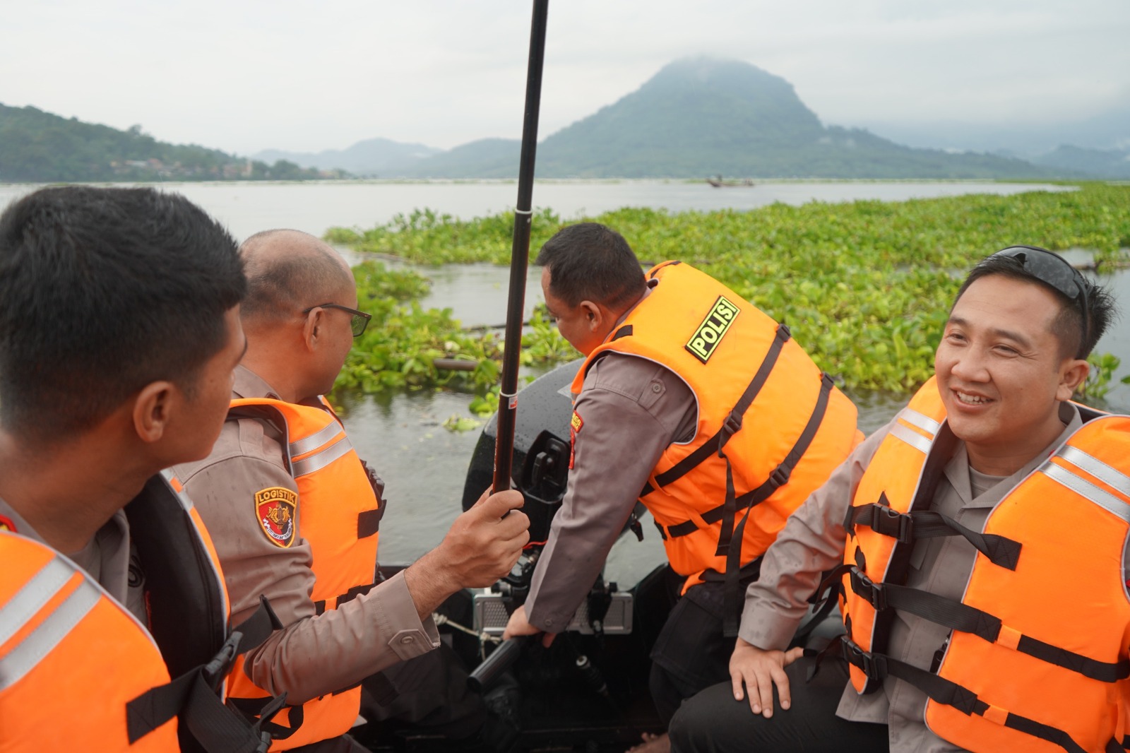 Polres Purwakarta Patroli Perairan Waduk Jatiluhur Pastikan Keselamatan Transportasi Air