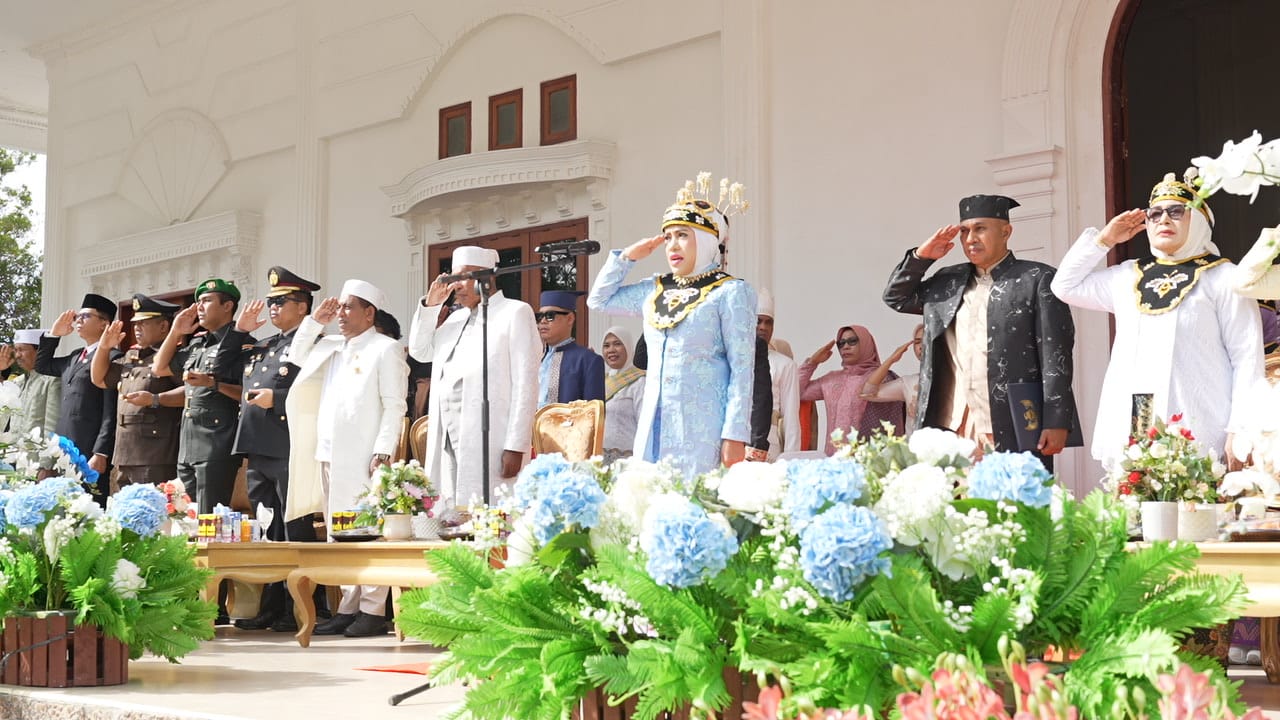 Bupati Kepulauan Sula Fifian Ade Ningsih Mus Tekankan Karakter di Hardiknas 2026