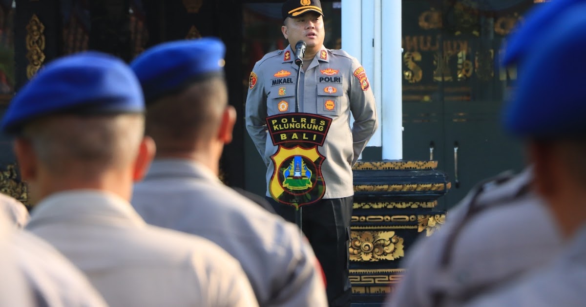 Kapolres Klungkung Minta Anggota Kedepankan Pelayanan Humanis dan Public Speaking