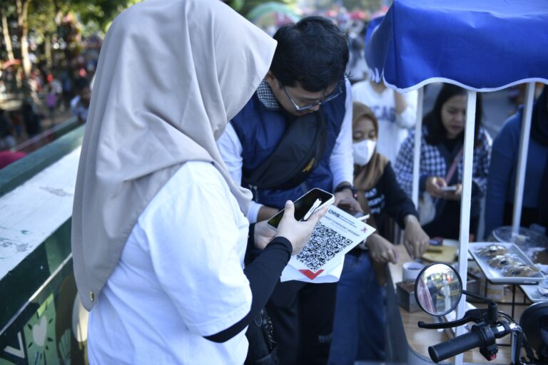 Bank NTB Syariah Aktifkan QRIS Cross Border Layani Transaksi Lima Negara