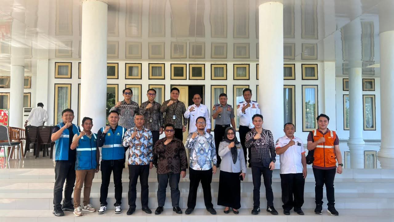 Pemkab Bolmong Pasang 5.640 Lampu Jalan dan Dorong Listrik Masuk Sawah