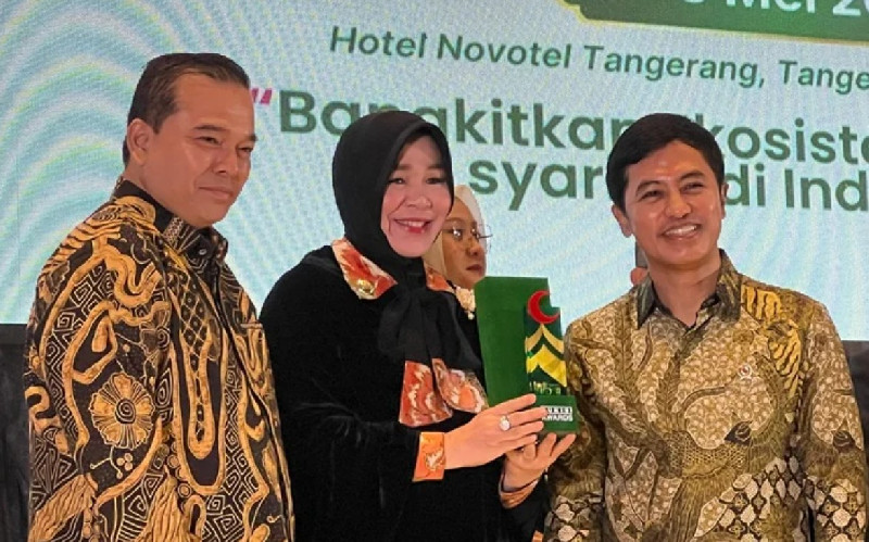 RSUD Meuraxa Banda Aceh Raih Penghargaan Layanan Kesehatan Syariah Nasional
