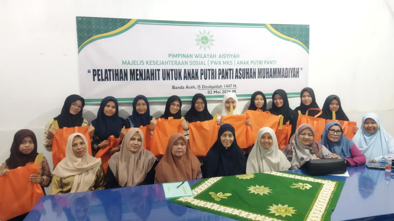 'Aisyiyah Aceh Bekali 14 Anak Panti Keterampilan Menjahit di Banda Aceh