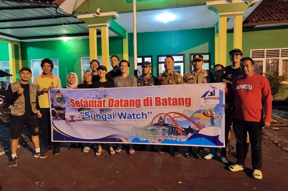 Komunitas Sungai Watch Edukasi Warga Batang dalam Misi Perjalanan 1.200 KM