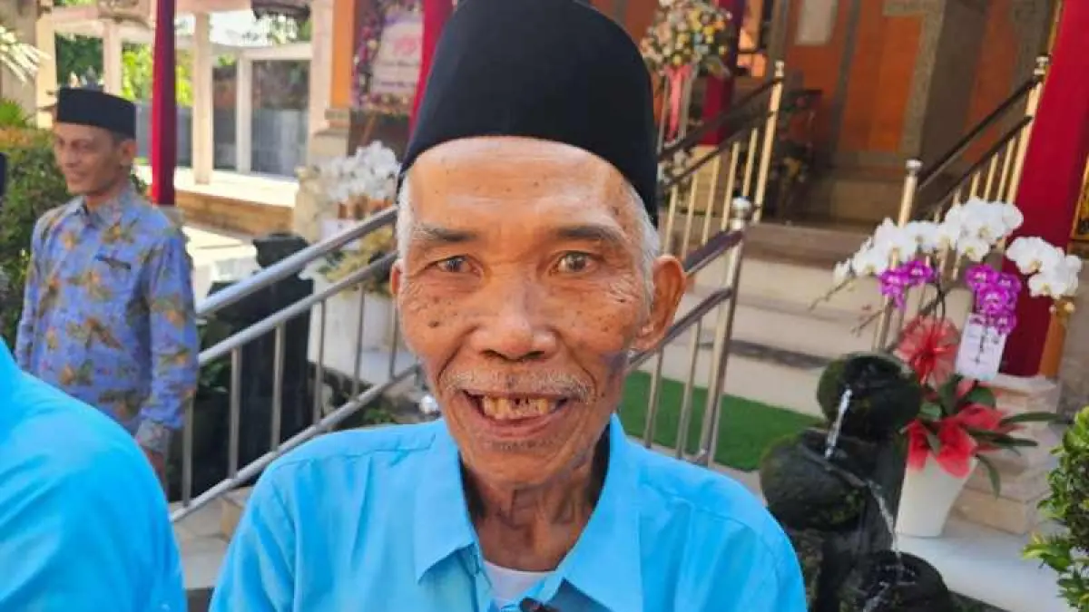 Penjual Kacamata Keliling Karangasem Ahmad Nung Berangkat Haji 8 Mei