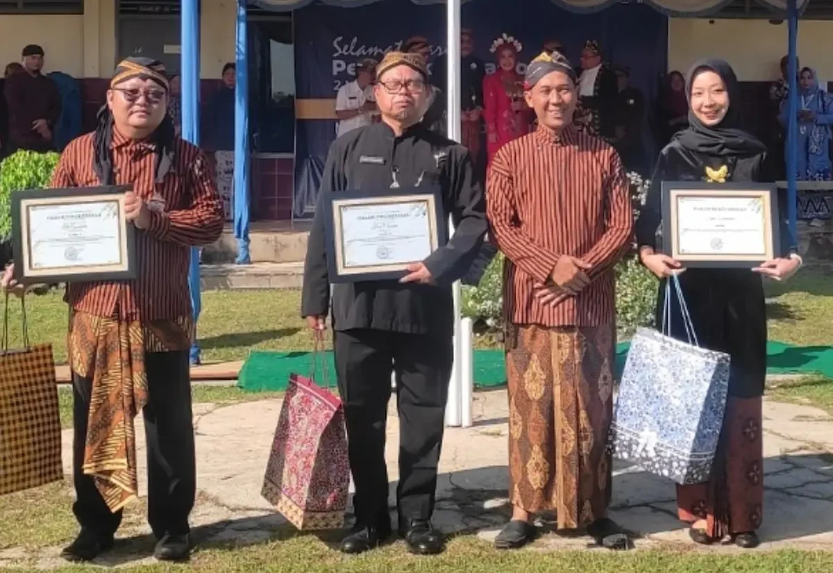 Aplikasi SMART SMPN 1 Belik Pemalang Sabet Juara II Jawa Tengah