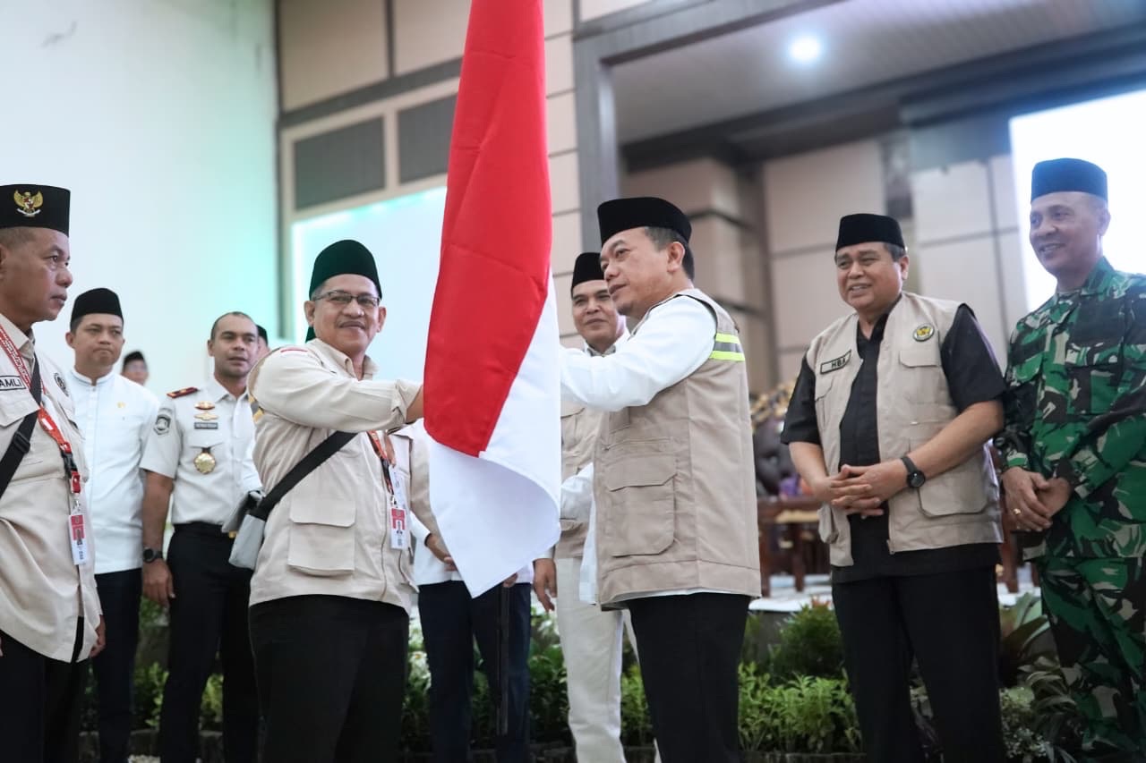 Pemprov Jambi Lepas 443 Jemaah Haji Kloter Perdana Tahun 2026