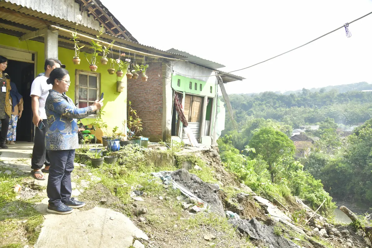 Wali Kota Semarang Pastikan Logistik 11 Korban Longsor Kalialang Aman