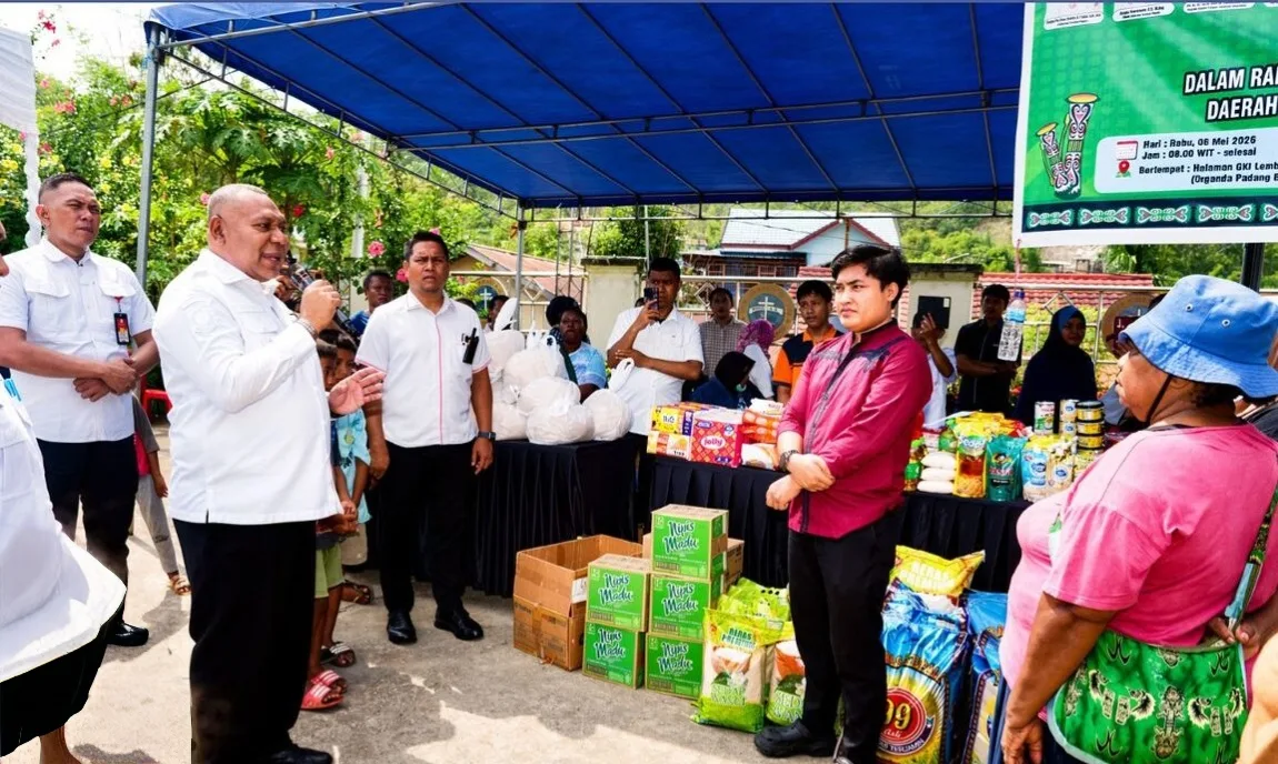 Wagub Aryoko Rumaropen Pantau Gerakan Pangan Murah di Organda Jayapura