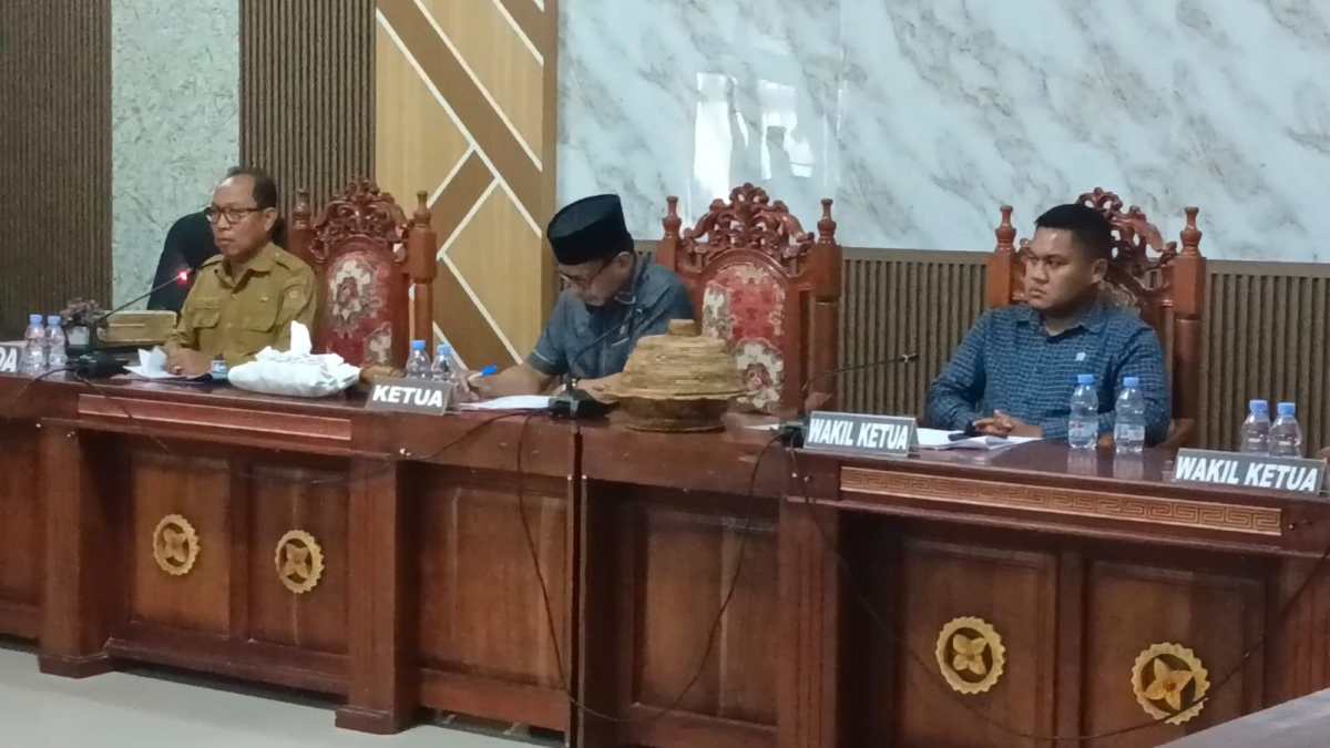 DPRD Wakatobi Minta Proyek Jalan Huntete Rp 8 Miliar Dievaluasi Ulang