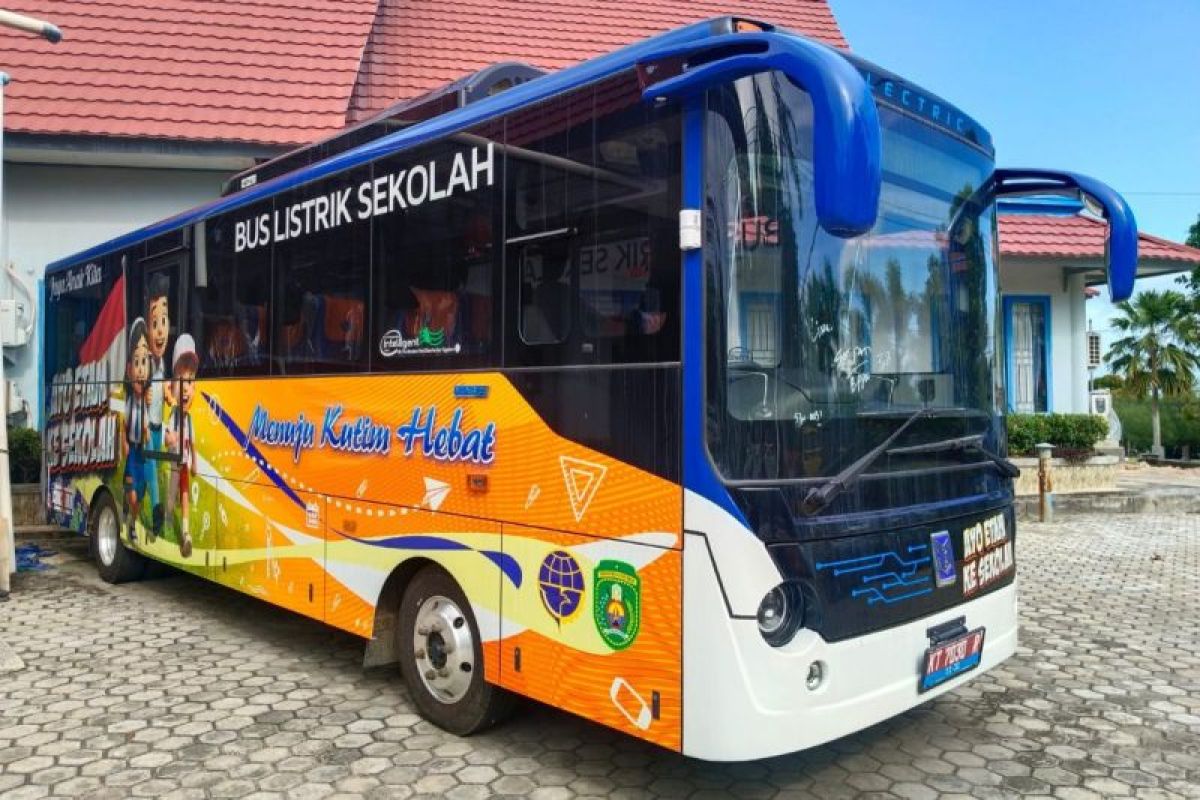 Kutai Timur Operasikan Bus Listrik Pelajar Guna Tekan Emisi Karbon
