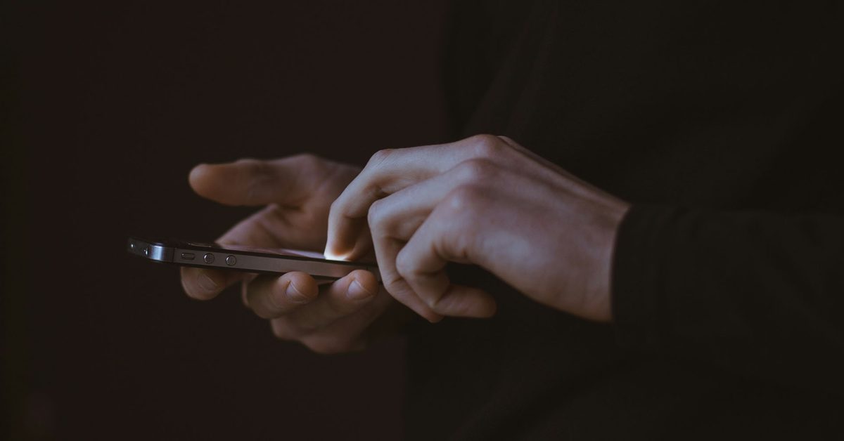 Aylo Gunakan Sistem Verifikasi Usia Apple untuk Akses Pornhub di Inggris