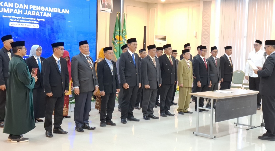 Kemenag Makassar Lantik Dua Pejabat Baru Perkuat Pelayanan Publik