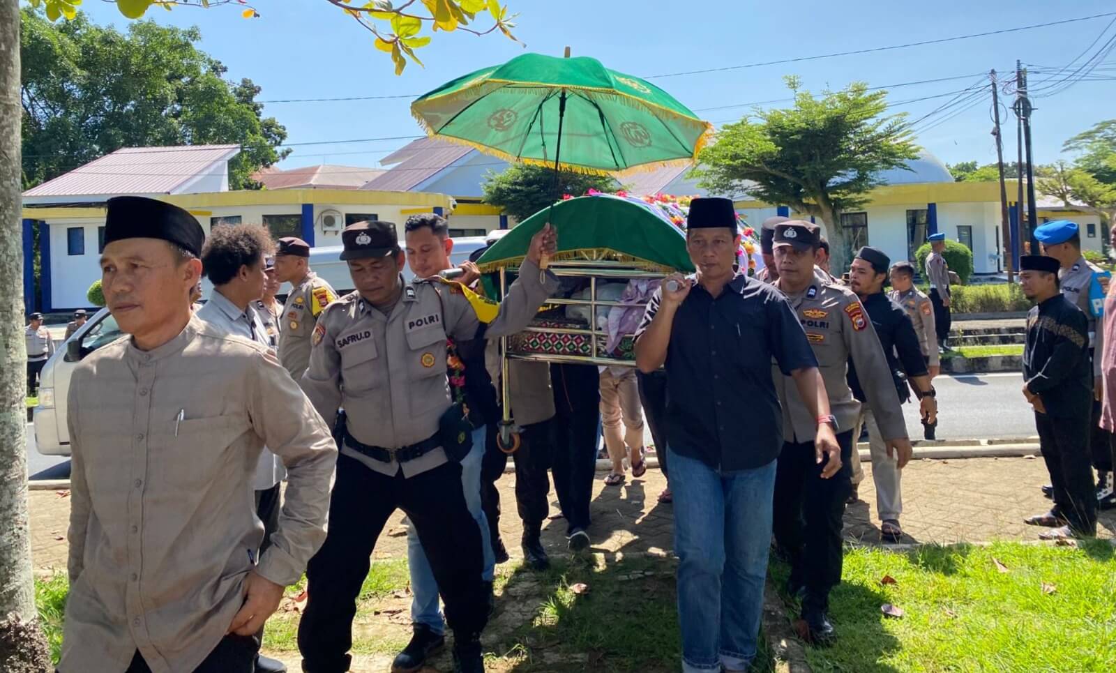 Polresta Bengkulu Beri Penghormatan Terakhir bagi Almarhum Aiptu Puput Joko Pitoyo