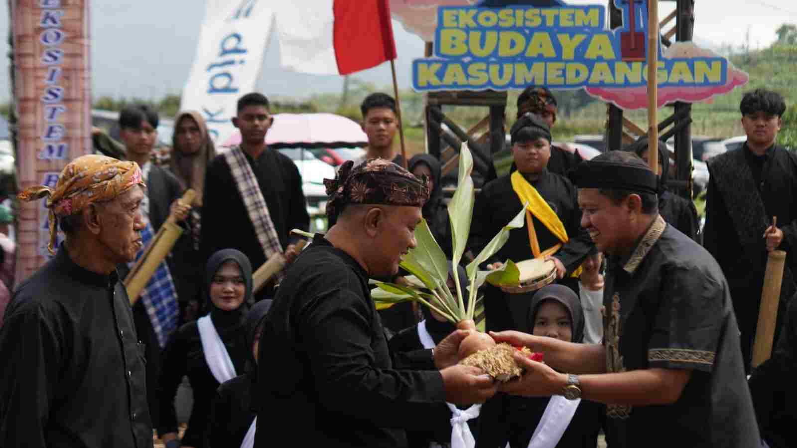 Sumedang Gelar Tradisi Ngalaksa di Geotheater Rancakalong Hingga 10 Mei