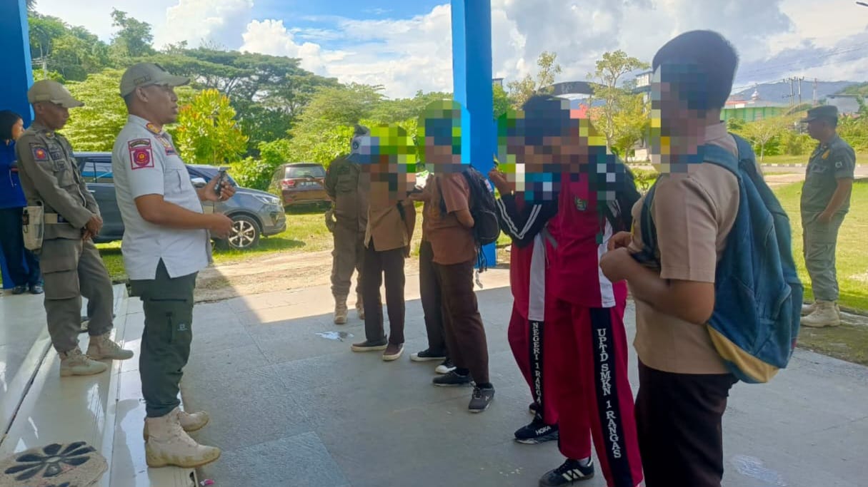 Kolaborasi Sekolah dan Satpol PP Terkuat Disiplin Siswa di Mamuju