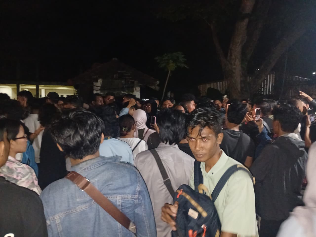 Universitas Mataram Batalkan Diskusi Film Pesta Babi di Menit Terakhir