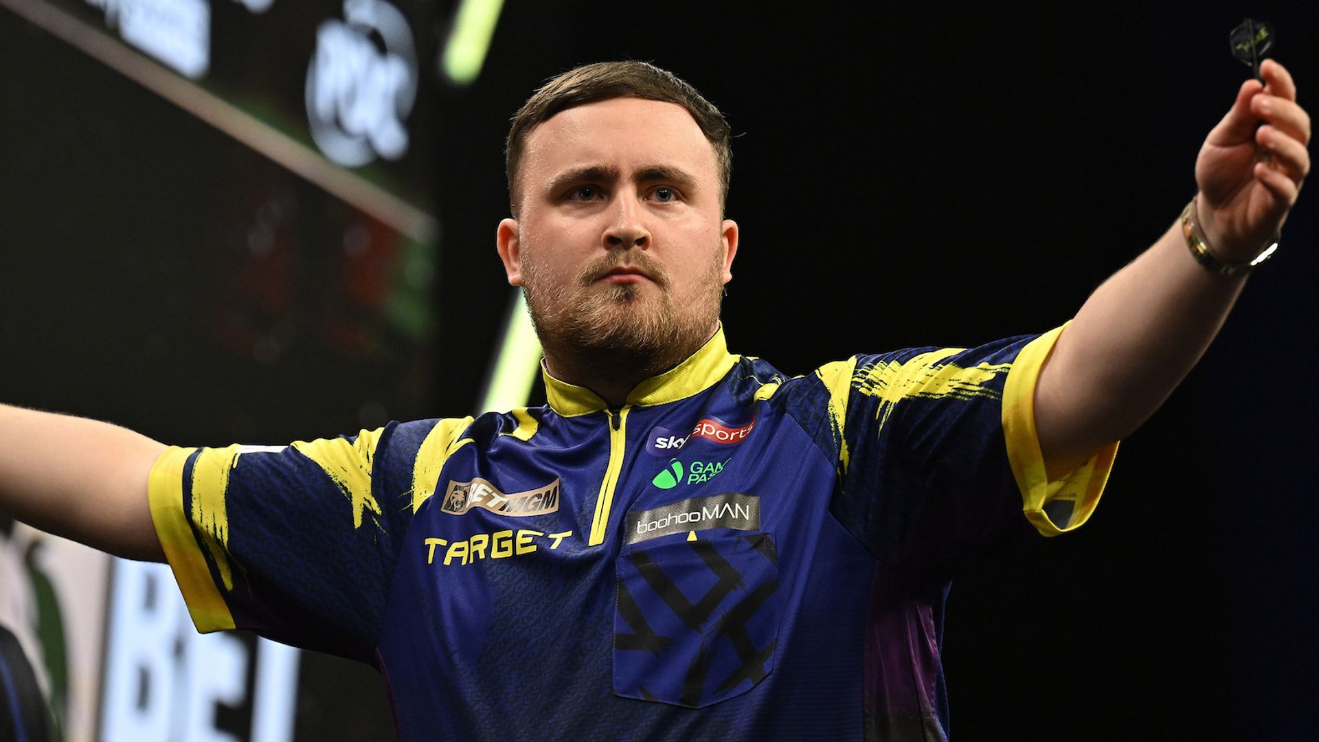 Luke Littler Samai Rekor Enam Kemenangan Usai Tekuk Luke Humphries di Leeds